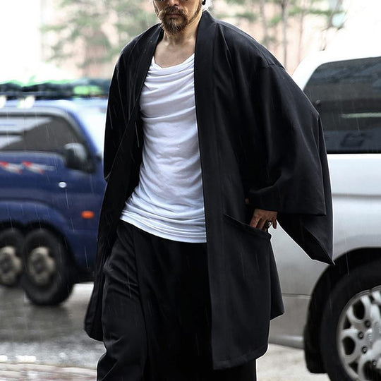 Damen Kimono-Jacke mit modernen Schnitt und praktischen Taschen EB