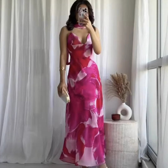 Damen Maxikleid mit floralen Akzenten und schickem Halterneck EB