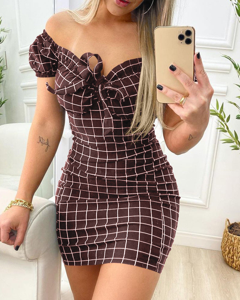 Damen figurbetontes Oberteilkleid mit Rüschendetails EB