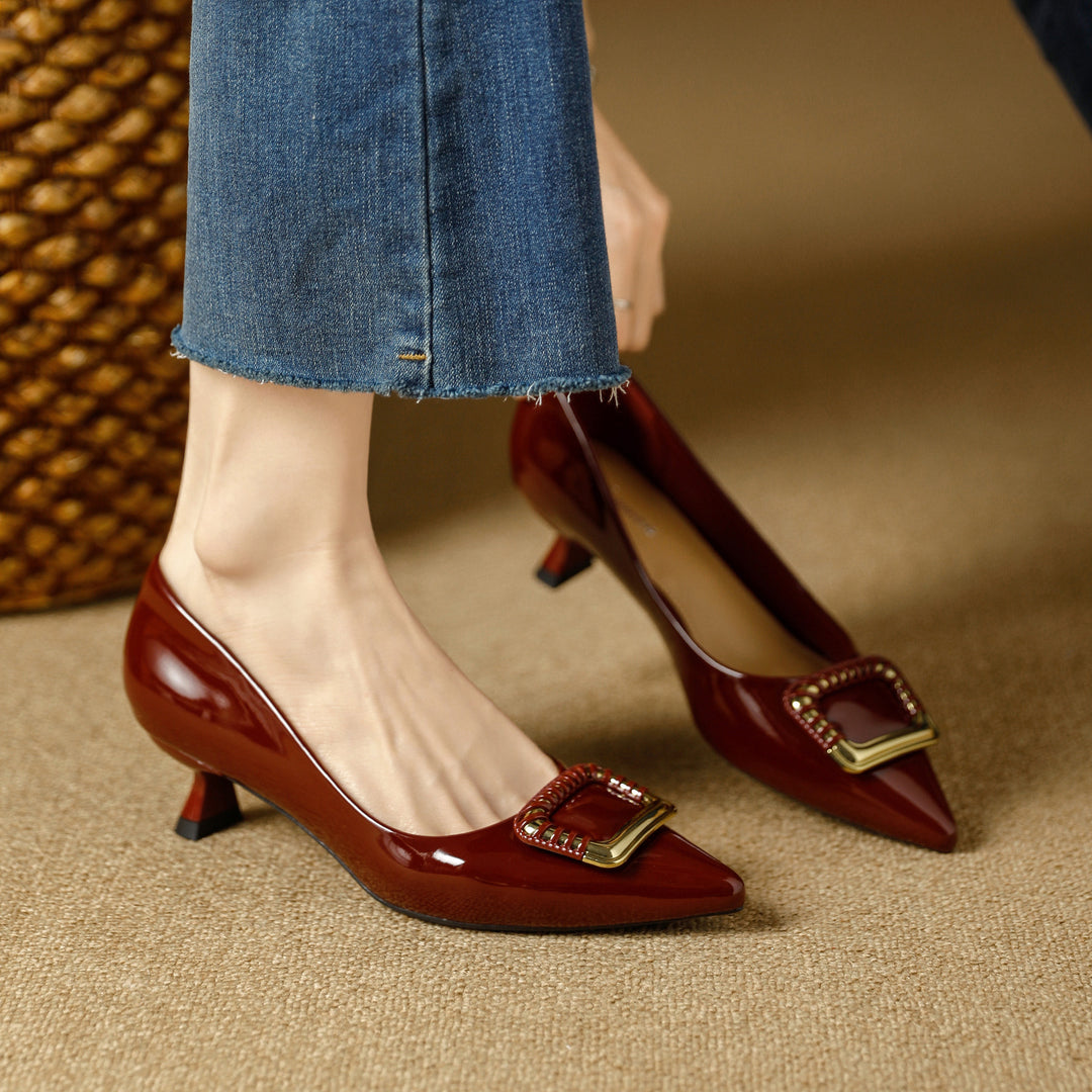 Damen elegante Pumps mit modischer Schnallenapplikation EB