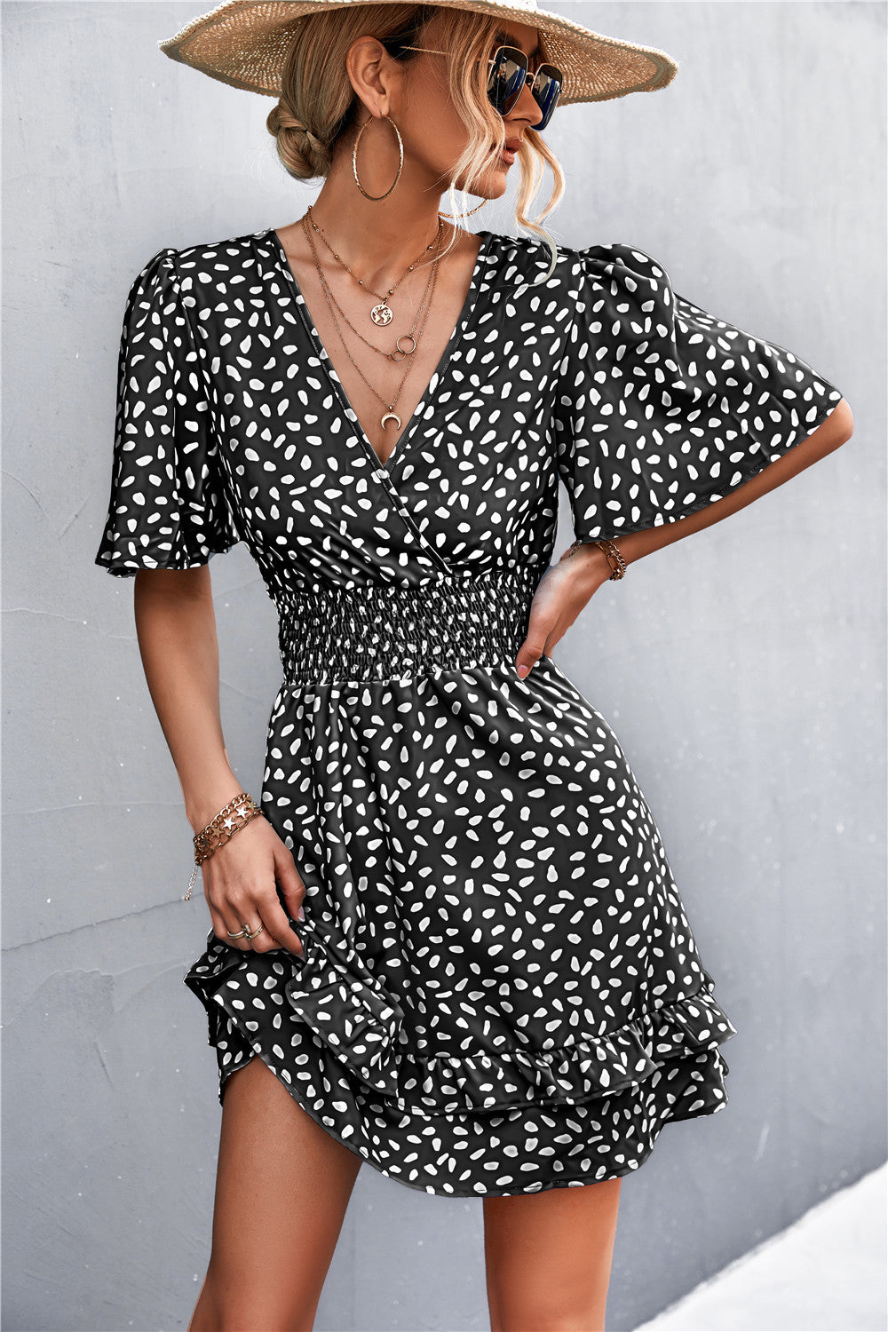 Damen Blümchen Minikleid mit Rüschen und elastischem Taillenbund EB