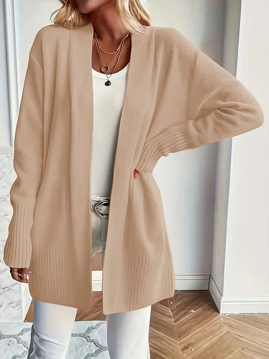 Damen Langstrickjacke mit praktischen Taschen und elegantem V-Ausschnitt EB