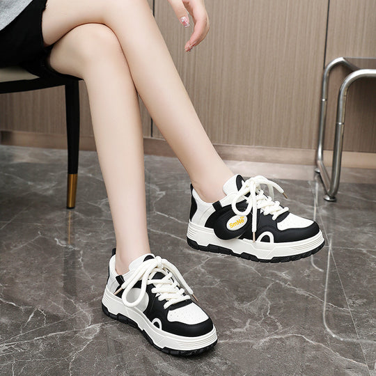 Damen Sportliche Sneaker mit gepolstertem Innenfutter und rutschfester Sohle EB