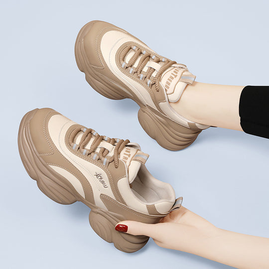 Damen Sportliche Chunky Sneakers mit rutschfester Sohle und dämpfendem Fußbett EB