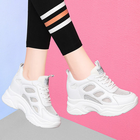 Damen Bequeme Lauf-Sneaker mit atmungsaktivem Mesh-Obermaterial und stoßdämpfender Sohle EB