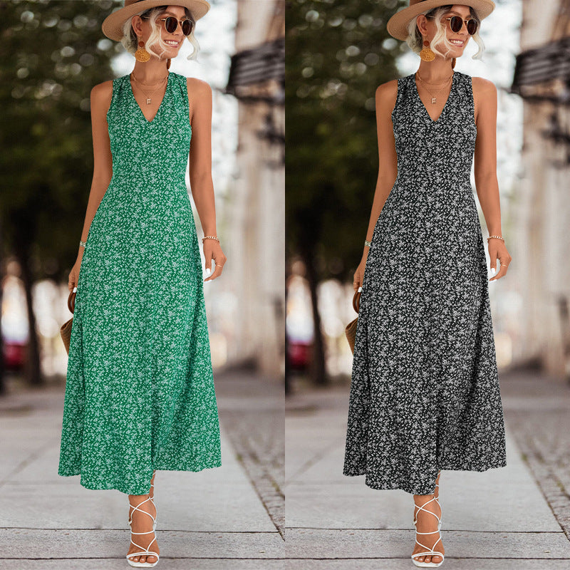 Damen Maxikleid mit floralem V-Ausschnitt und schwingendem Rock EB