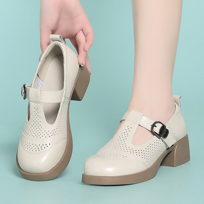 Damen Halbschuhe mit modischem Riemchen und atmungsaktiver Lochoptik EB
