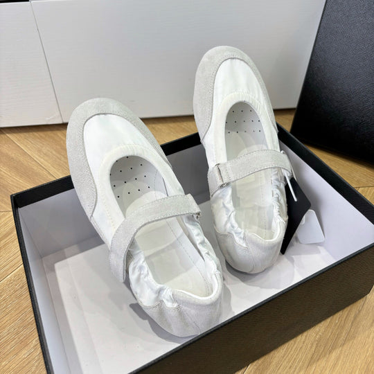 Damen Ballerinas mit verstellbarem Riemen EB