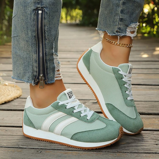 Damen Sportliche Sneakers mit atmungsaktivem Mesh-Obermaterial und rutschfester Sohle EB