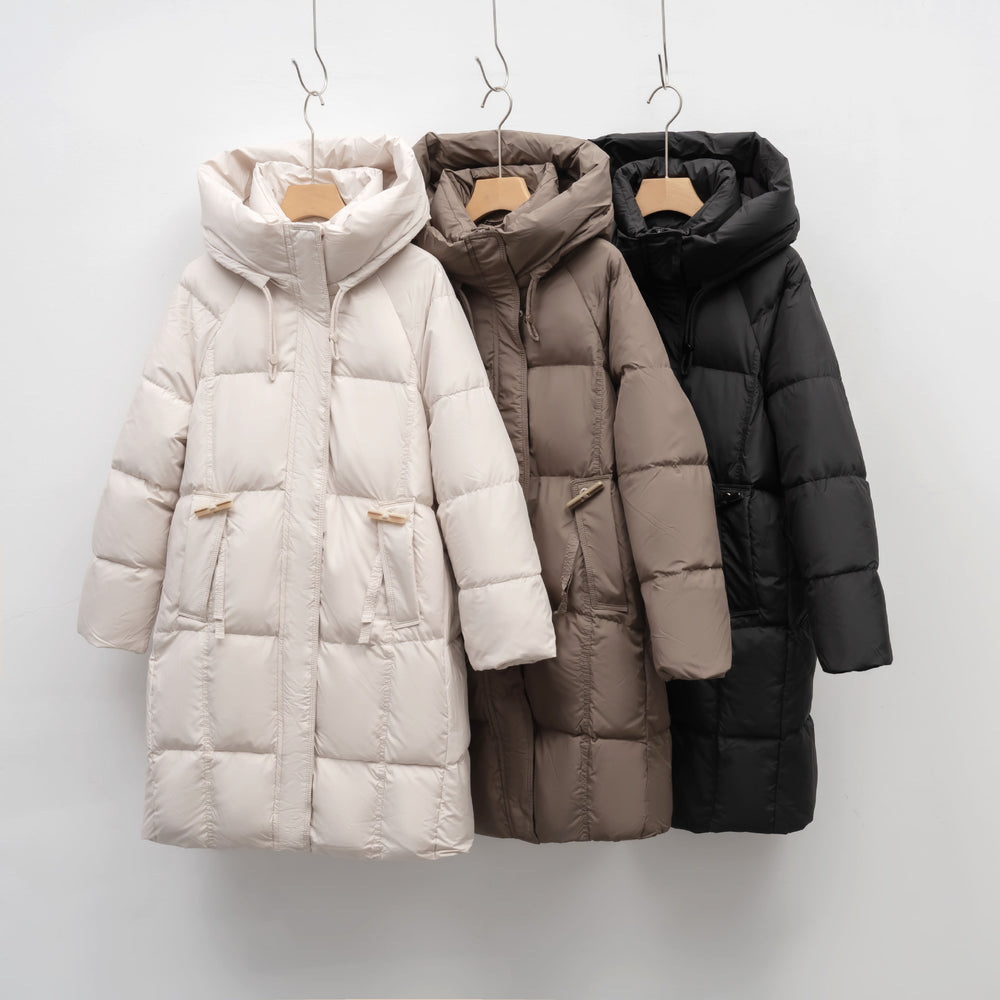 Damen isolierte Winterjacke mit großem Kapuzenkragen und funktionalen Taschen EB