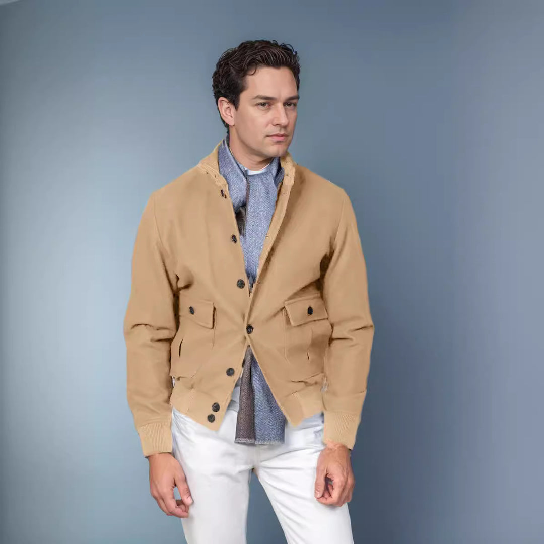Herren modische Übergangsjacke mit praktischem Stehkragen und funktionalen Reißverschlusstaschen EB