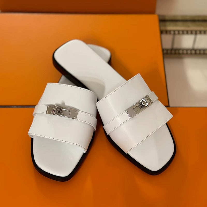 Damen Elegante Pantoletten mit dekorativen Riemen und komfortablem Fußbett EB