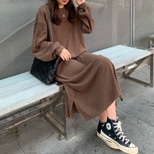 Damen Elegantes Maxikleid mit langen Ärmeln und strukturiertem Design EB