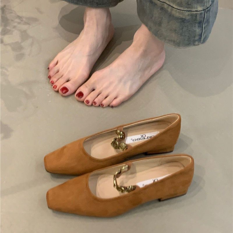 Damen elegante Ballerinas mit modischem Riemchen EB
