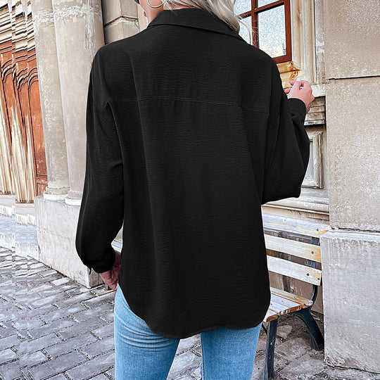 Damen Lockeres Blusenshirt aus leichtem Material mit Knopfleiste EB