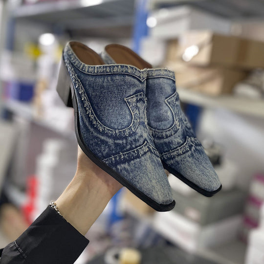 Damen nan Jeans-Slipper mit spitzer Zehenkappe, fransiger Kantenverarbeitung und mittelhohem Blockabsatz EB