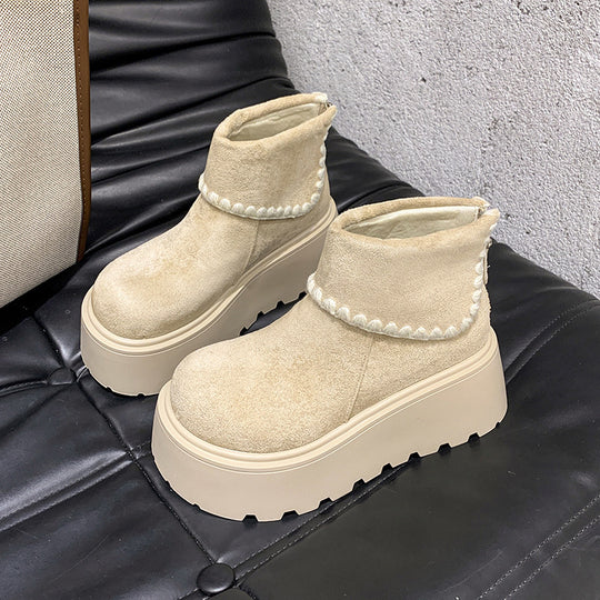 Damen Plattformstiefel mit warmem Innenfutter und dekorativem Abschlusssaum EB