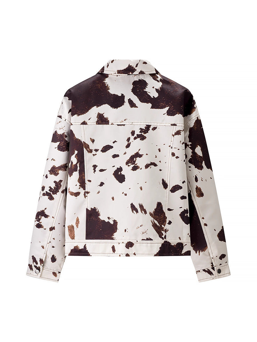 Damen lässige Jeansjacke im modernen Cow-Print-Design EB
