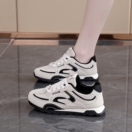 Damen Lauf-Sneaker mit rutschfestem Profil und atmungsaktiver Obermaterialstruktur EB