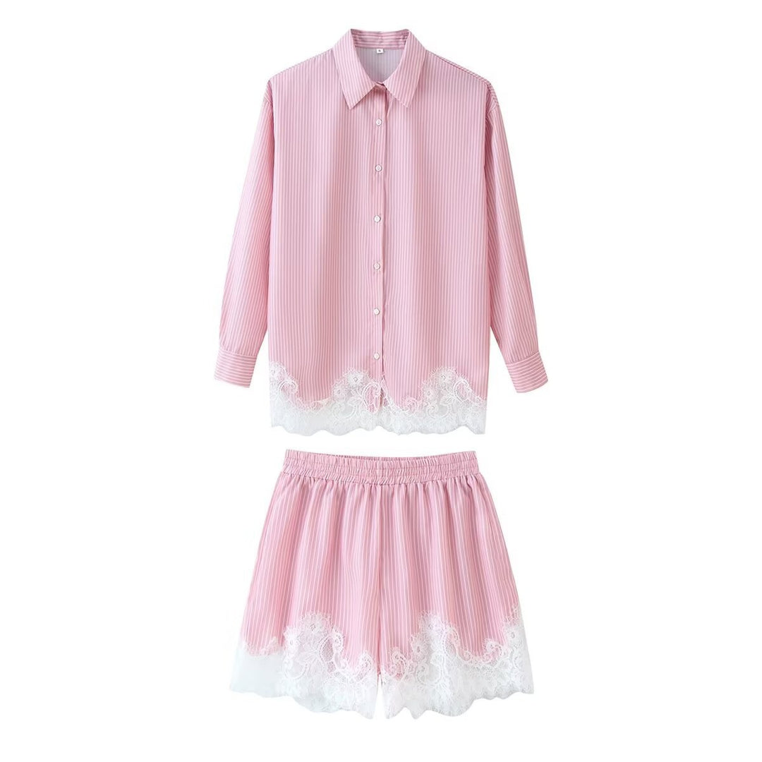 Damen nan zweiteiliges Satin-Pyjama-Set mit Hemdbluse, Gummibund-Shorts und Spitzenbesatz EB