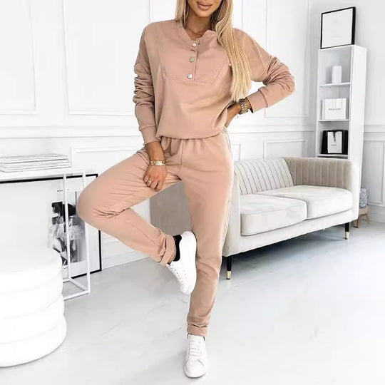 Damen Freizeit-Jogginganzug mit eleganten Knopfdetails EB