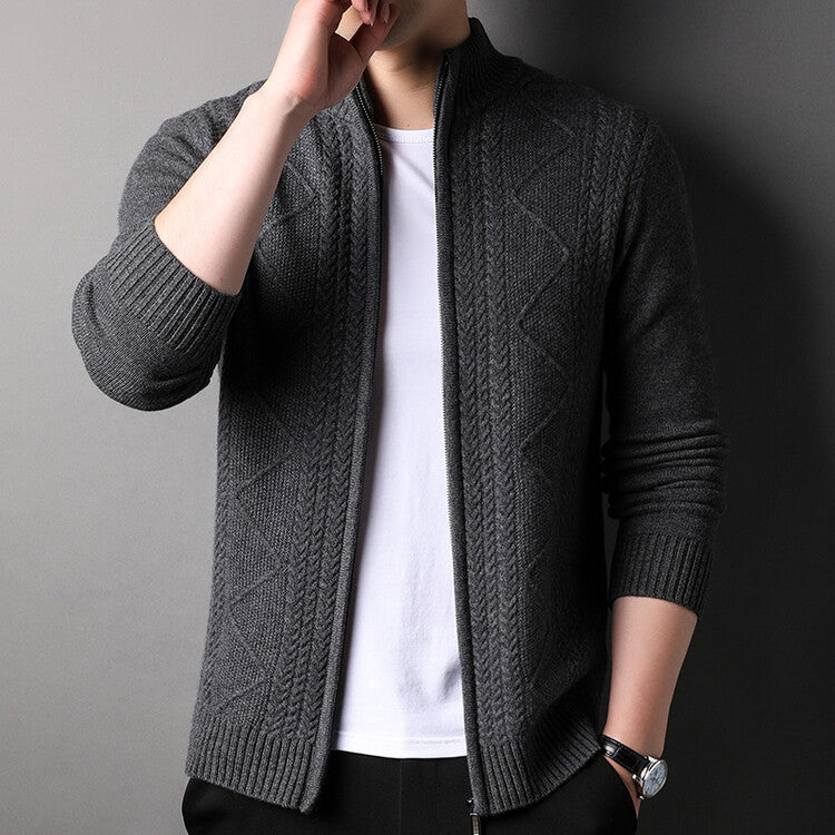 Herren Strickjacke im modernen Kabelstrickdesign EB