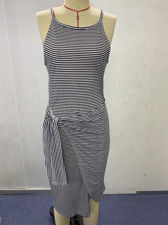 Damen Wickelkleid mit auffälligem Streifenmuster und taillierter Silhouette EB