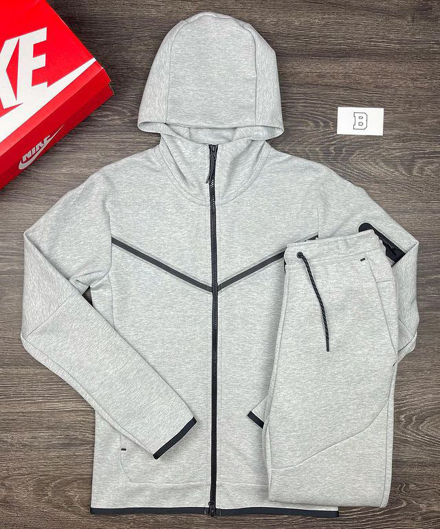 Herren sportliches Hoodie-Set mit atmungsaktiven Eigenschaften und modernen Kontrastdetails EB