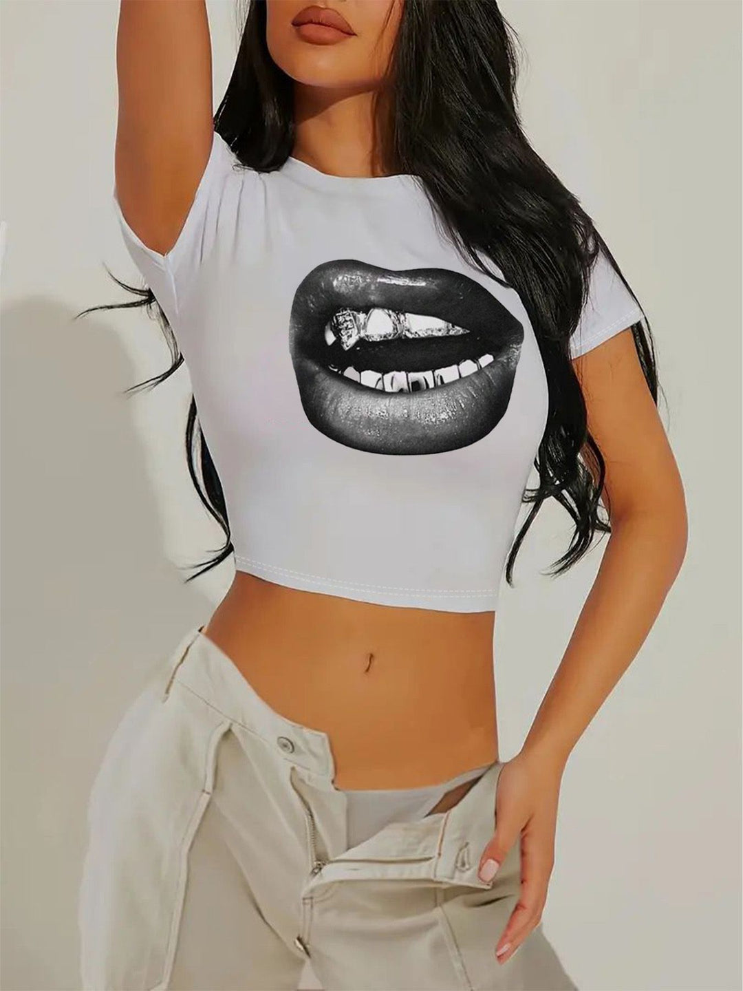 Damen Crop-T-Shirt mit auffälligem Statement-Print EB 1777452337