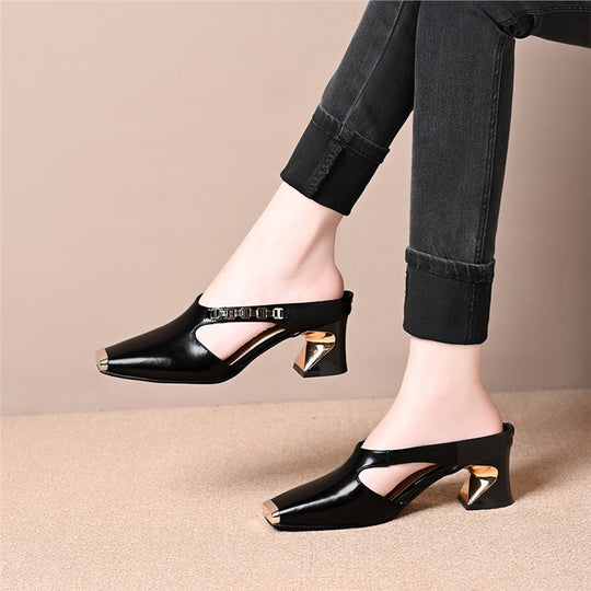Damen elegante Sling-Pumps mit modischem Blockabsatz und glänzenden Akzenten EB
