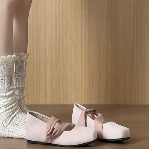 Damen elegante Ballerinas mit modischem Riemchen-Design EB