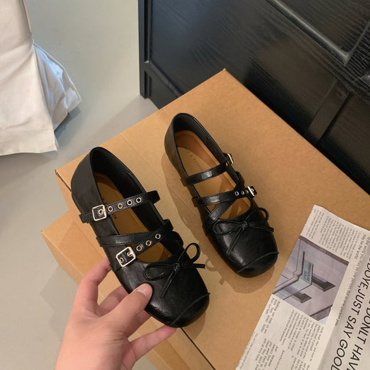 Damen Ballerina-Pumps mit dekorativen Riemchen und komfortablem Fußbett EB