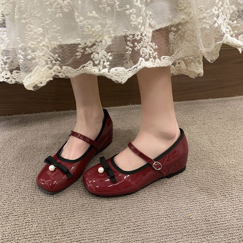 Damen Ballerinas mit modischer Schleife und perlenverziertem Riemen EB