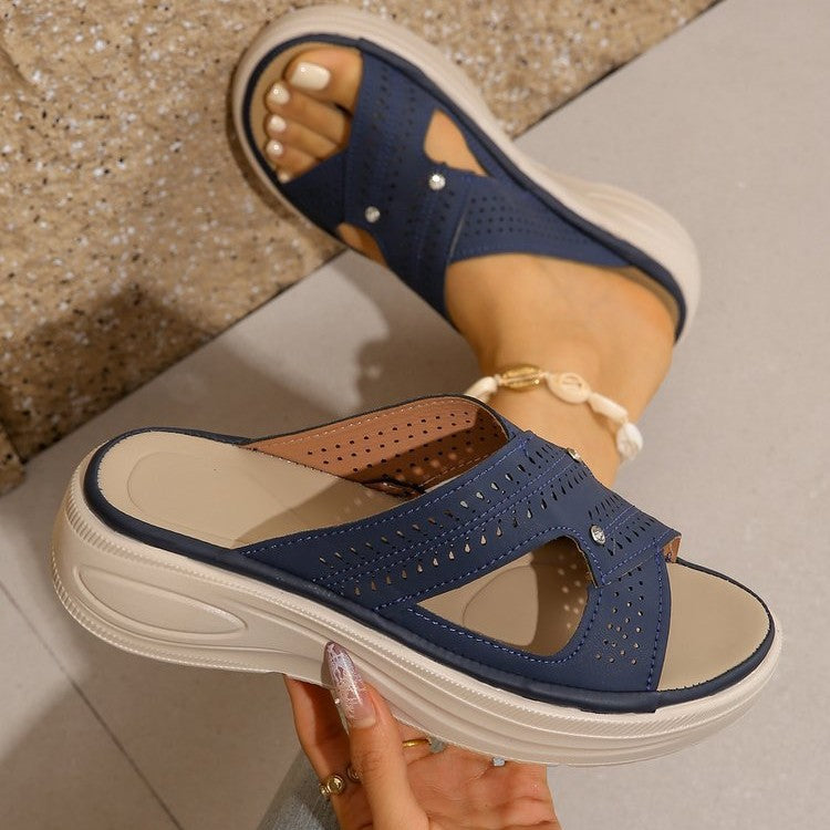 Damen Komfortable Clogs mit atmungsaktiven Einsätzen und verstellbarem Riemen EB