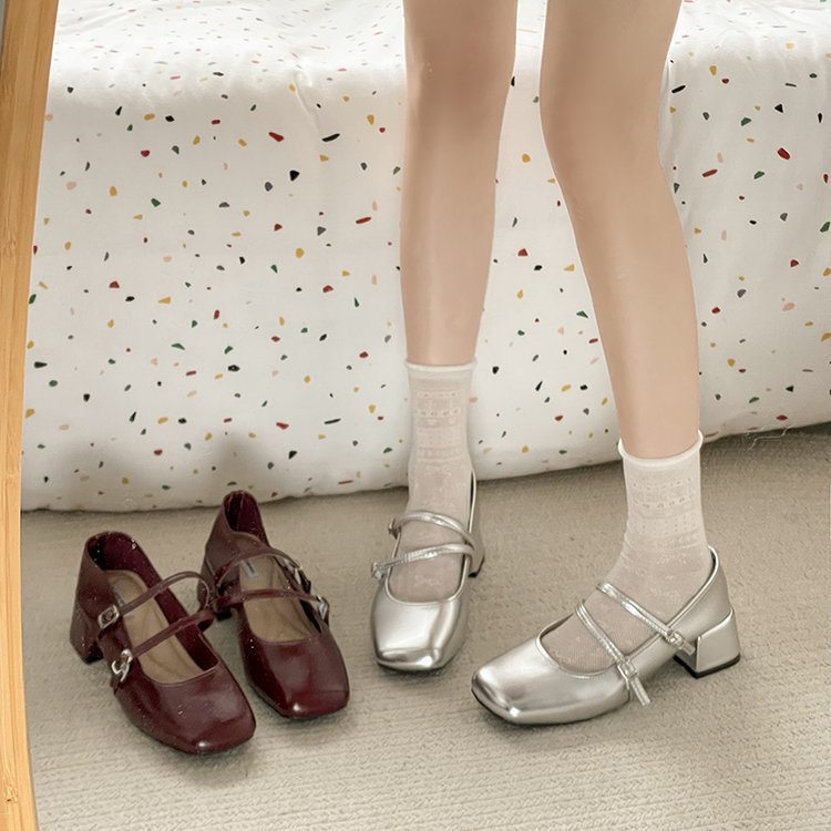 Damen Ballerina-Pumps mit modischem Riemchen und verstellbarem Schnallenverschluss EB