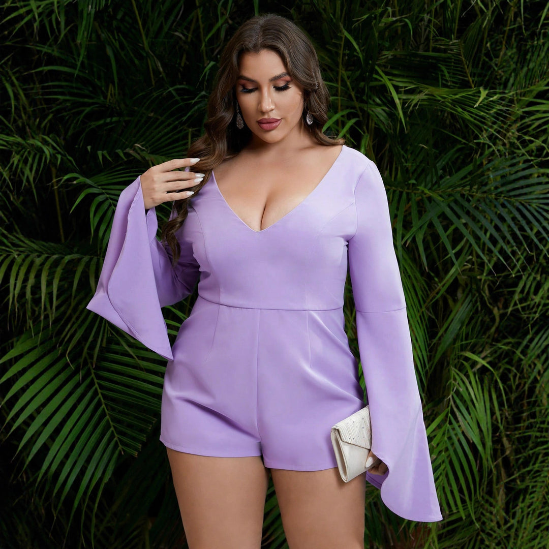 Damen Eleganter Playsuit mit weitem Arm und tiefem V-Ausschnitt EB