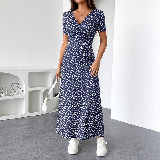 Damen Maxikleid mit floralem Wickeldesign und praktischen Seitentaschen Heidi-Mode