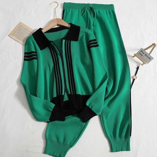 Damen modisches Strick-Loungewear-Set mit Reißverschluss und sportlichen Details EB