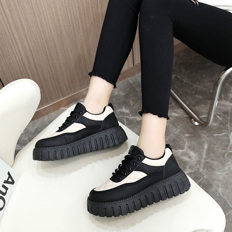 Damen modische Sneakers mit gepolstertem Sohlenprofil und robustem Obermaterial EB