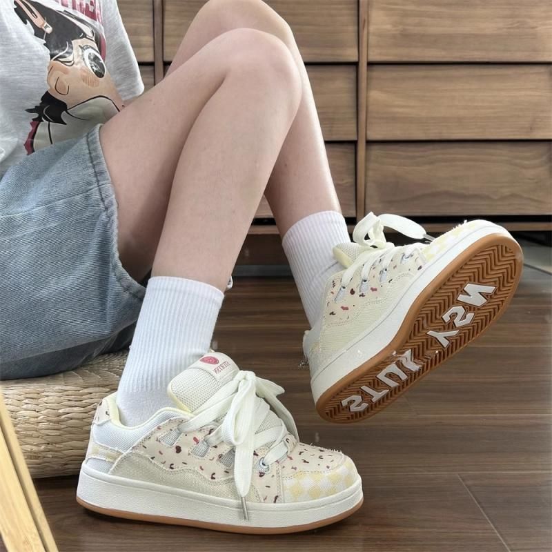 Damen sportliche Sneakers mit buntem Motivdruck EB
