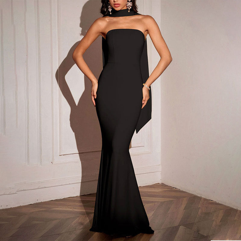 Damen Körperbetontes Set mit asymmetrischen Cut-Outs und langen Ärmeln EB