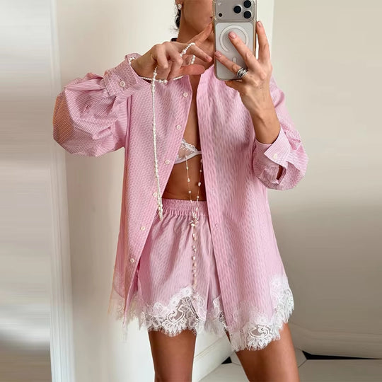 Damen nan zweiteiliges Satin-Pyjama-Set mit Hemdbluse, Gummibund-Shorts und Spitzenbesatz EB