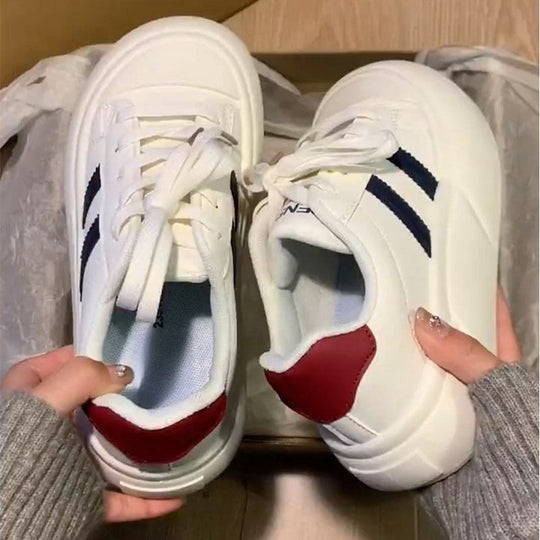 Damen modische Plattform Sneakers mit einzigartigem Schnürsystem EB
