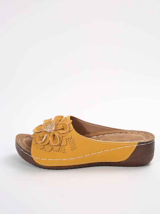 Damen Plateausandalen mit elegantem Blumenakzent und bequemer Fußbettung EB