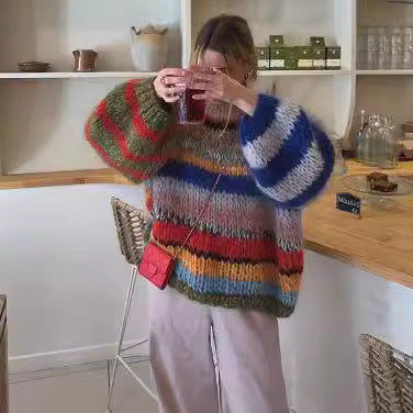 Damen Kuscheliger Strickpullover mit weit ausgestellten Ärmeln und buntem Streifenmuster EB