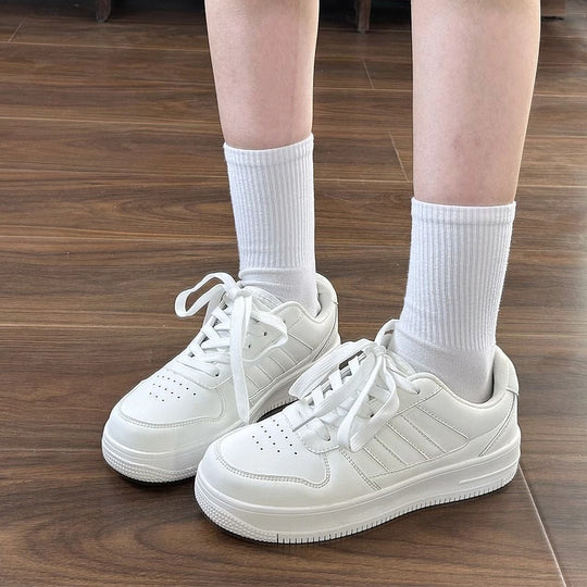 Damen Sportliche Sneakers mit modischem Streifen-Design EB