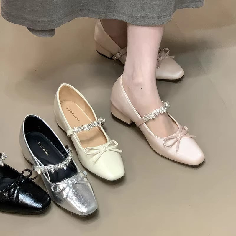 Damen Ballerinas mit eleganter Riemchenverzierung und schimmerndem Finish EB