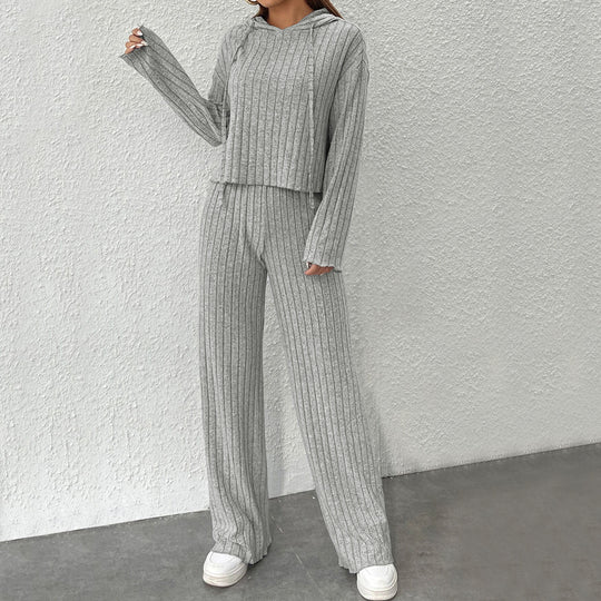 Damen geripptes Lounge-Set mit Kapuzenpullover und weiter Highwaist-Hose Eichborn Berlin