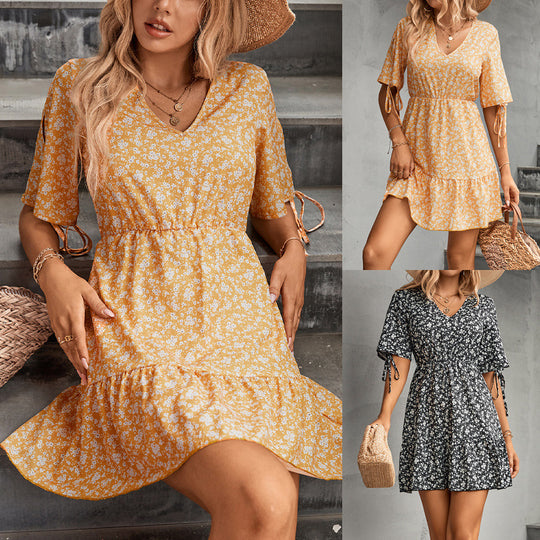 Damen Freizeitkleid mit floralem Design und modischen Knopfdetails EB