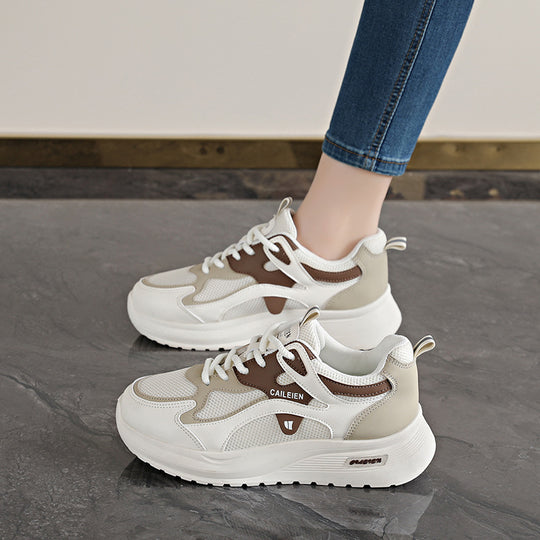 Damen Sportliche Sneakers mit atmungsaktiver Netzstruktur und dämpfender Laufsohle EB